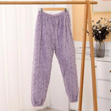 DERMEARNE 1 Set Winter Pajamas Warm Plush 2-Piece Sleepwear Set Stylish Comfortable Pullover And Pants for Autumn Winter