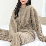 DERMEARNE 1 Set Winter Pajamas Warm Plush 2-Piece Sleepwear Set Stylish Comfortable Pullover And Pants for Autumn Winter