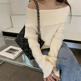 Dermearne Sexy White Flat-neck Sweater Base with Feminine Collarbone Off-the-shoulder Sweater for Slimming Out Wear