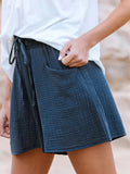 Ladies casual loose cotton elastic waist lace-up shorts