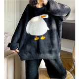 DERMEARNE Winter Cute Duck Flannel Pajamas Set for Women Casual Fashion Home Clothes Velvet O-Neck Home Clothing Comfortable Pijamas Set